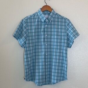 MIZZEN + MAIN Leeward Collection Short Sleeve Button Up Shirt Size Medium